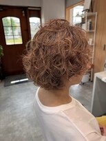 コロレ(COLORE) 人気のくるくるパーマショート
