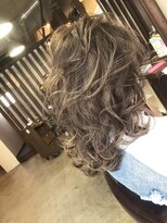 キー(kｅｙ)&nbsp;W3Dカラーアッシュベージュ