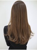《ニュアンスハイライトベージュ》ナチュラルさらツヤロングヘア