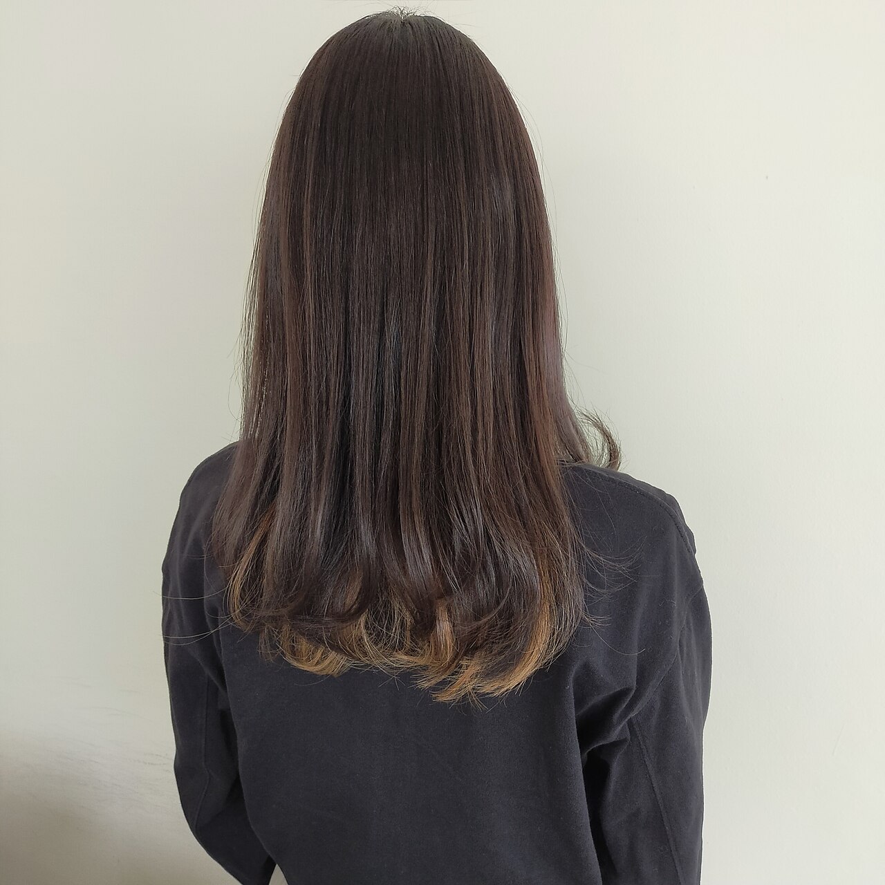 アッシュブラウン×インナーカラー：L114072275｜ソーコヘアー
