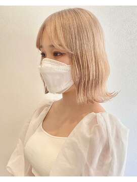 ニコフクオカヘアーメイク(NIKO Fukuoka Hair Make) ホワイトブロンド・ホワイトミルクティーカラー