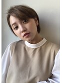 乾かすだけで決まる!大人女性におすすめのショート【土肥】