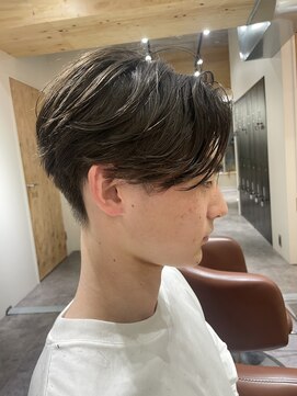 クオル 立川(QOL) ニュアンスパーマのナチュラルかき上げセンタパ