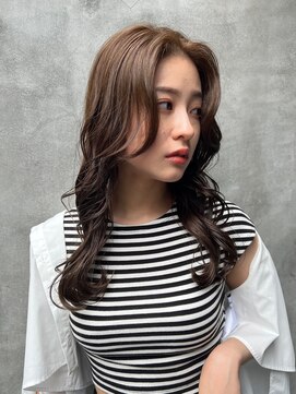 ロンド ストラーダ 心斎橋(Lond strada) 韓国前髪顔周りロング×デザインカラー[心斎橋/髪質改善]