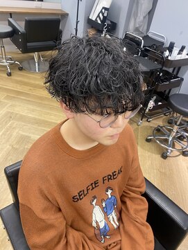 アレス バイ シカ 神戸三宮元町店(ALLES by Cica) 波巻きスパイラルパーマ