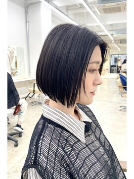 ニュート(Neut ) 切りっぱなし/ボブ/ワンレンボブ/前髪長め/大人/ブラック/