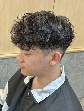 ニアウ 伊勢崎連取店(Niau) 波巻きスパイラルパーマツイストスパイラルパーマシャドウパーマ