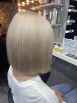 スパークスヘア(Sparks hair)&nbsp;ホワイトベージュ？シルバー？どっちでもいいよね綺麗だし☆★