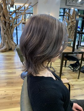ラグヘアーワークス(LAG HAIR WORKS) ハイトーンレイヤー