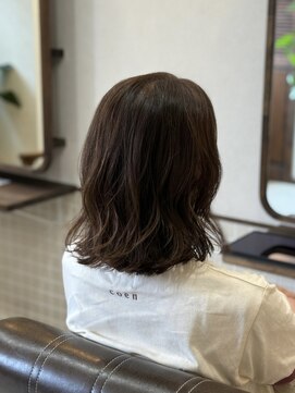 カルマンド(Calmando) 抜け感ブラウンベージュ×ふんわりボブ