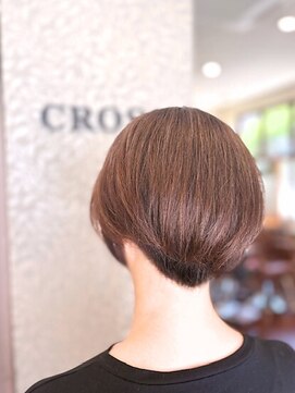 クロス(CROSS) 絶壁解消/ひし形/大人可愛い/40代50代60代/ミセスヘア
