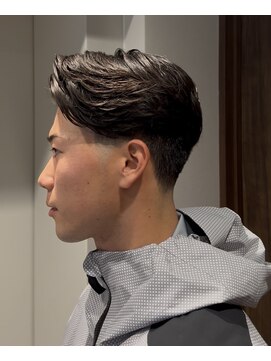 グルーマーズトウキョウ 渋谷店(GROOMER/S TOKYO) ラフカール フェザーパーマ 刈り上げセンターパート