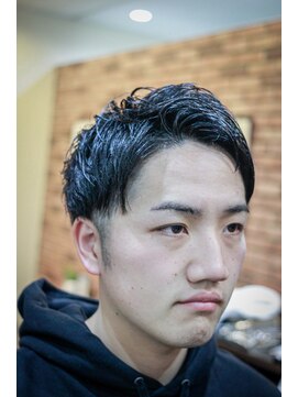 銀座マツナガ 新宿野村ビル店 【新宿/理容室/バーバー】アップバング