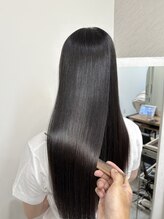 アールサロンギンザ(Rr SALON GINZA)&nbsp;【ジョンフン限定】RrSALON Hydro XE TR ＋ヘッドスパ  ￥14000