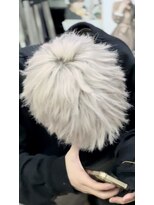 アトレ 福岡大名店(attrait)&nbsp;ダメージ最小限ホワイトカラー