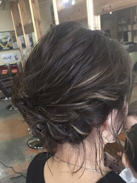 スロージャム(SLOW JAM) パーティヘアセット♪