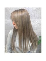 キャラ シャローネ 池袋(Chara Chalone)&nbsp;ハイライト/ホワイト