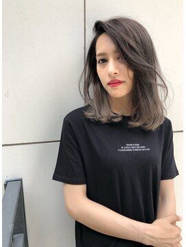 トルネード(TORNADO) モノトーングレージュバレイヤージュ