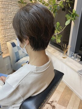 オーシャン(Ocean) ［OCEAN Hair&Life 水田成美］美シルエット☆くせ毛束感ショート