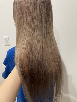 エモーション(emotion) ミルクティーカラー