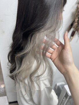 ヘアーデザインサロン スワッグ(Hair design salon SWAG) inner White