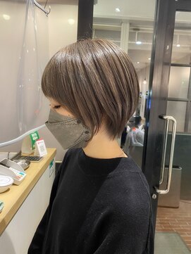 イギー(Iggy) 【宇佐美勇磨】ショート/ミルクティー/ハイトーン