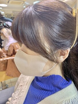 ネオリーブ モカ 川崎チネチッタ店(Neolive mocca) 結んで可愛い後れ毛 韓国風顔まわり 小顔カット 【川崎】