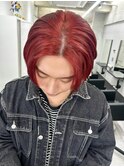 レッドカラー/派手髪/センターパート/ハイトーン/八王子
