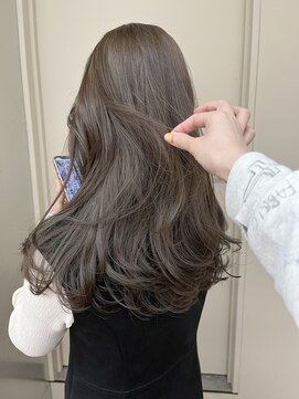 パークレーン アイス イヴェン(park lane ICI yeven) オリーブグレージュ 透明感 /akari