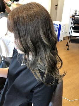 ユイマール(YUIMARL) マットグレージュカラー