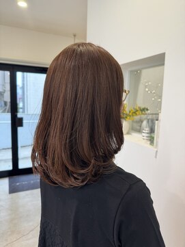 ムニノ(munino) 毛先1カールの内巻きブロースタイル