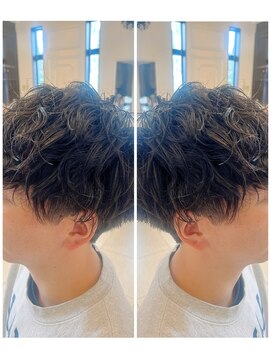 シュリ(CHOULI) 波巻きツイストスパイラル-柔らかい動きが特徴のスタイル