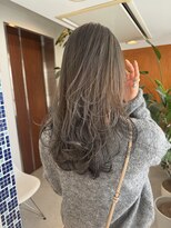 アテナ(ATENA) オリーブグレー×レイヤーカット