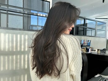 アルティファータ(artifata)の写真/“透明感・柔らかさ”を実現するカラー技術で、季節やトレンドに合わせたお客様だけのカラーをご提案。