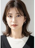 大人抜け感◎ 肩レングスの外ハネミディ