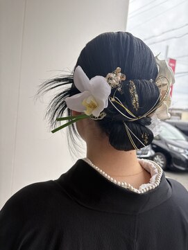 美容室 アイディー i-dee 卒業式 タイトリボンスタイル