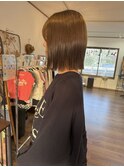 顎下ボブ×グレージュカラー