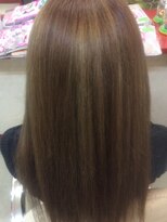 ピア ヘアーズ PIAA hair's グレイジュカラーロングストレート