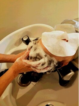 エムレッジヘアー(M llage hair)の写真/髪にヘッドスパという"ごちそう"を。地肌を整え,未来の髪を芯から美しくする『ヴィージェヘッドスパ』★