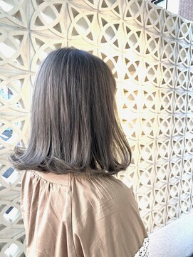 ワクヘアー(WaKu hair) シルバーグレージュ/グレイアッシュ