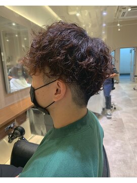 シェル 国分寺(shell) 秋にオススメ！ふんわりオシャレメンズパーマ☆