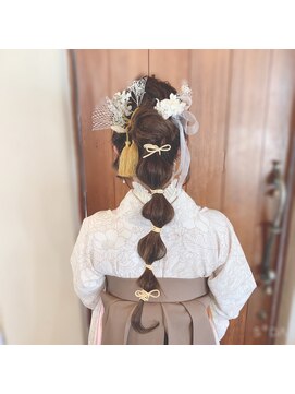 ラクゥイーンタ(La Queenta) 成人式アップ