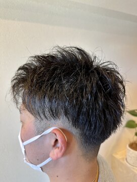 クレーヌ(CREINE) ツーブロック刈り上げアップバングビジネス