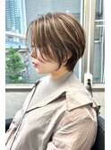 ～小顔ショートボブハイライトカラー～【Ria 大阪 梅田】