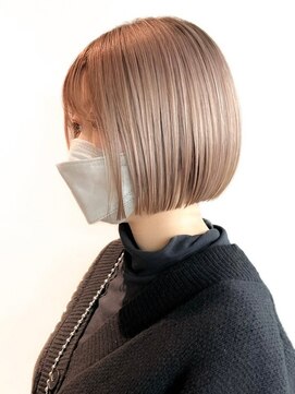 ジルブラン 横浜関内(JIL BLAN) ダブルカラーハイライトケアブリーチレイヤーカットショートヘア