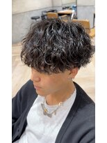 レイズ 名古屋(RAYS) 刈り上げツーブロック波巻きスパイラルマッシュパーマ