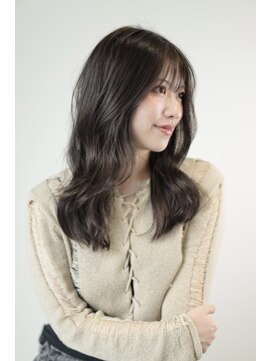 キャパ テリハ(CAPA TERIHA) 韓国風レイヤーカット　韓国風巻き髪　くすみベージュ