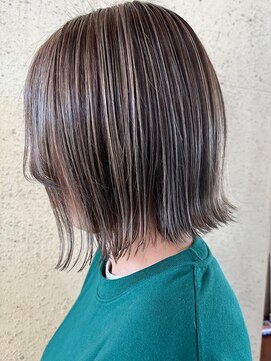 イーストハムアール(EAST HAM r) くびれショート/ハイライトカラー