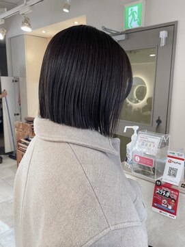 キャンバス バイ ネオリーブ 横浜西口(Canvas by neo.) 切りっぱなしボブ ミニボブ 前下がりボブ sn