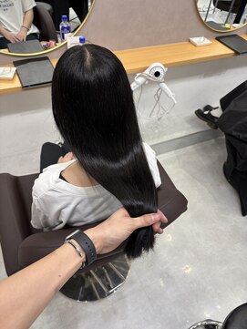 アイズ 横浜(IS) [YASU指名]コリアンブラック/グレージュ/横浜